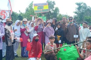 MTs NEGERI 3 SRAGEN JUARA 3 KARNAVAL HUT KEMERDEKAAN RI KE-77