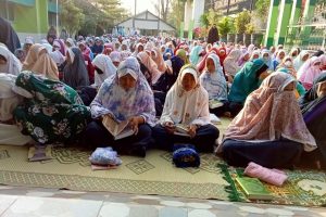MTs NEGERI 3 SRAGEN MEMBENTUK GENERASI ISLAMI DENGAN PEMBIASAAN DHUHA PAGI